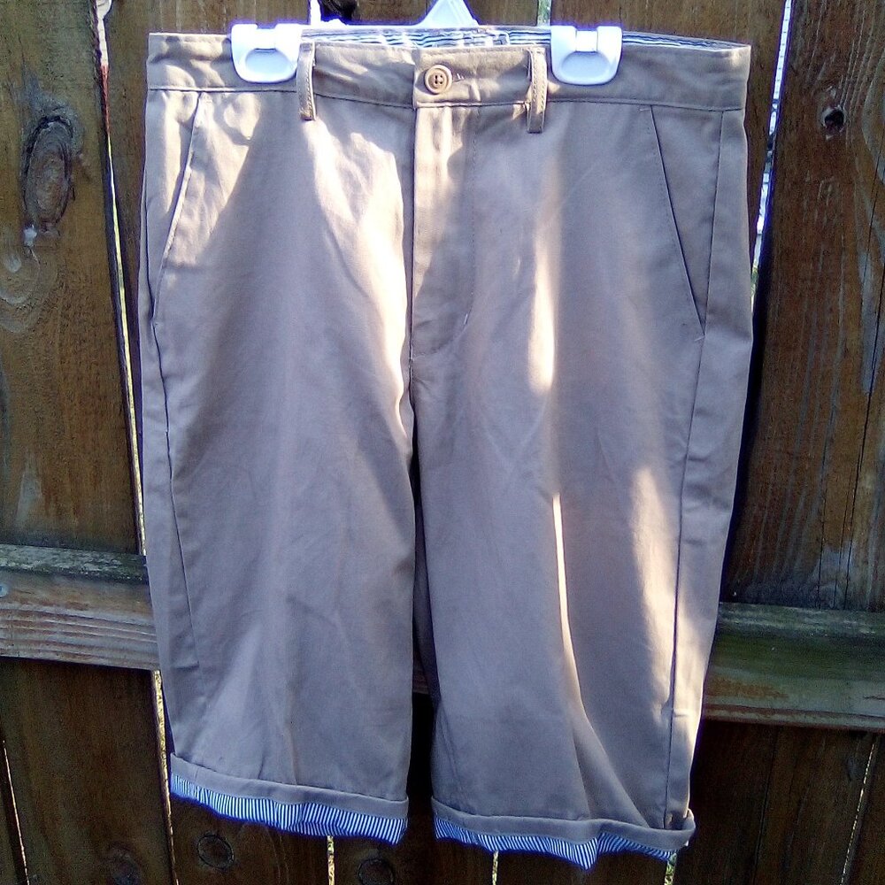 Mens' Henry & William Khaki Shorts Sz. 32 NWT